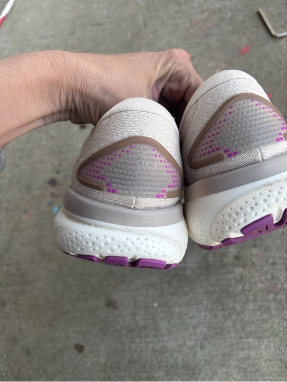 Brooks Ghost 16. Womens 10 Light Pink Running Shoes Sneakers - Picture 8 of 12